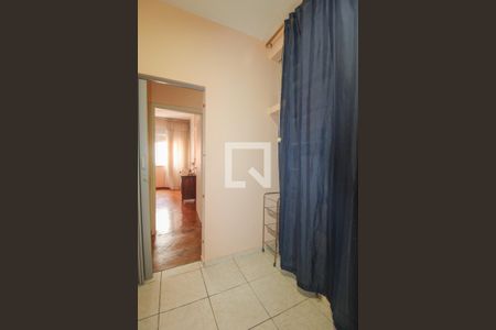 Apartamento à venda com 114m², 2 quartos e sem vagaCorredor