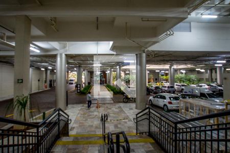 Apartamento à venda com 154m², 3 quartos e 3 vagas Apartamento à venda com 154m², 3 quartos e 3 vagasEstacionamento de visitantes