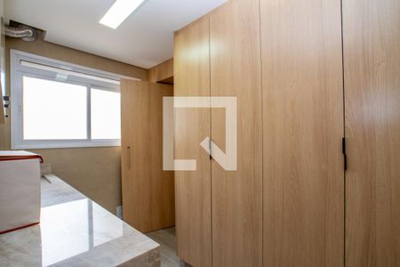 Apartamento à venda com 154m², 3 quartos e 3 vagas Apartamento à venda com 154m², 3 quartos e 3 vagasÁrea de Serviço