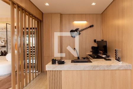 Apartamento à venda com 154m², 3 quartos e 3 vagas Apartamento à venda com 154m², 3 quartos e 3 vagasEscritório