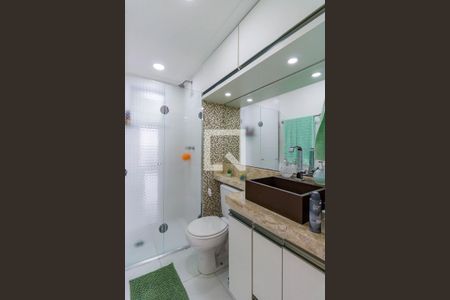 Apartamento à venda com 70m², 2 quartos e 2 vagas Apartamento à venda com 70m², 2 quartos e 2 vagasBanheiro 2