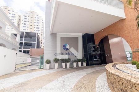 Fachada do Prédio de apartamento para alugar com 1 quarto, 35m² em Centro, Curitiba