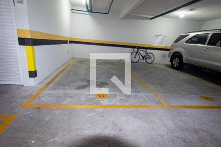 Garagem de apartamento para alugar com 1 quarto, 35m² em Centro, Curitiba