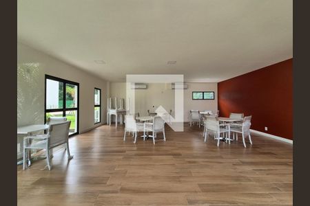 Casa à venda com 62m², 2 quartos e 1 vaga Casa à venda com 62m², 2 quartos e 1 vagaÁrea Comum - Salão de Festas