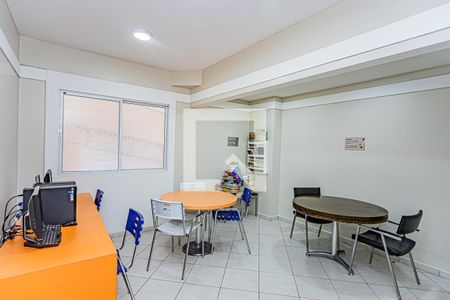 Apartamento à venda com 65m², 3 quartos e 1 vaga Apartamento à venda com 65m², 3 quartos e 1 vagaÁrea comum -Sala de jogos