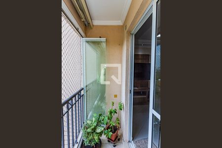 Apartamento à venda com 65m², 3 quartos e 1 vaga Apartamento à venda com 65m², 3 quartos e 1 vagaVaranda