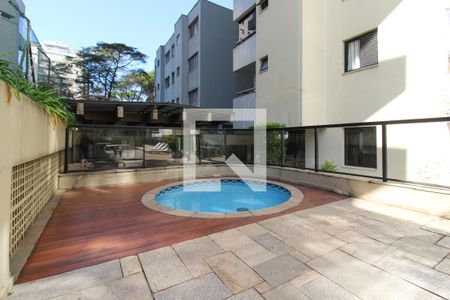Apartamento à venda com 97m², 3 quartos e 2 vagas Apartamento à venda com 97m², 3 quartos e 2 vagasÁrea comum - Piscina