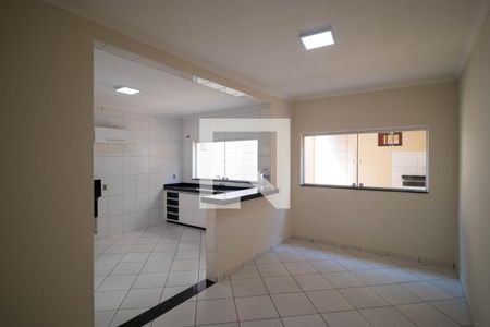 Casa para alugar com 160m², 3 quartos e 2 vagas Casa para alugar com 160m², 3 quartos e 2 vagasCopa