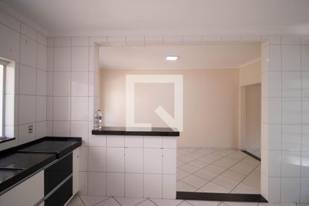 Casa para alugar com 160m², 3 quartos e 2 vagas Casa para alugar com 160m², 3 quartos e 2 vagasCozinha