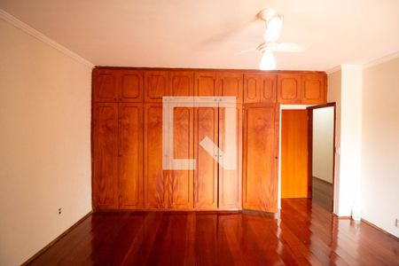 Casa para alugar com 160m², 3 quartos e 2 vagas Casa para alugar com 160m², 3 quartos e 2 vagasSuíte