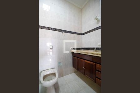 Casa para alugar com 160m², 3 quartos e 2 vagas Casa para alugar com 160m², 3 quartos e 2 vagasBanheiro da Suíte