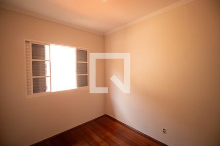Casa para alugar com 160m², 3 quartos e 2 vagas Casa para alugar com 160m², 3 quartos e 2 vagasQuarto 01