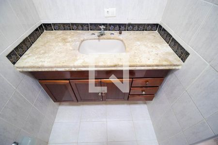 Casa para alugar com 160m², 3 quartos e 2 vagas Casa para alugar com 160m², 3 quartos e 2 vagasBanheiro da Suíte