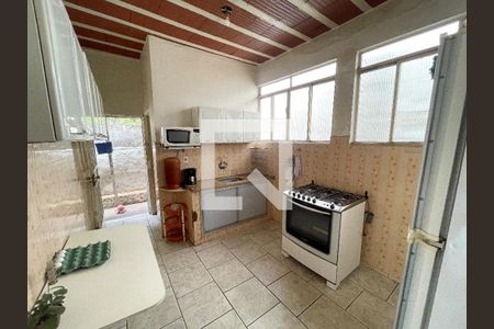 Casa à venda com 85m², 3 quartos e 1 vaga Casa à venda com 85m², 3 quartos e 1 vagaCozinha