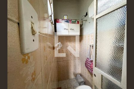 Casa à venda com 85m², 3 quartos e 1 vaga Casa à venda com 85m², 3 quartos e 1 vagaBanheiro 2