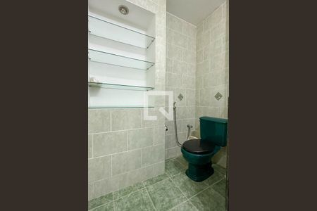 Apartamento à venda com 300m², 4 quartos e 2 vagasBanheiro Social