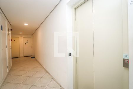 Apartamento à venda com 73m², 3 quartos e 2 vagasHall social
