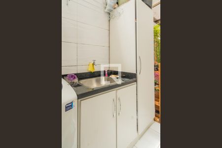 Apartamento à venda com 76m², 1 quarto e sem vagaCozinha e Área de Serviço