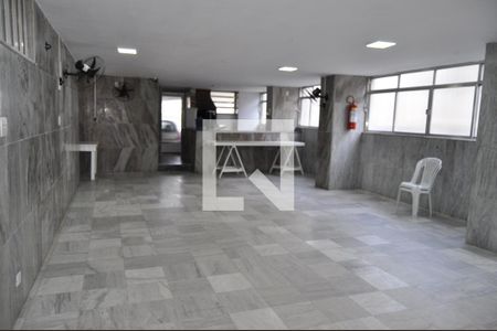 Apartamento para alugar com 73m², 2 quartos e 1 vagaÁrea comum