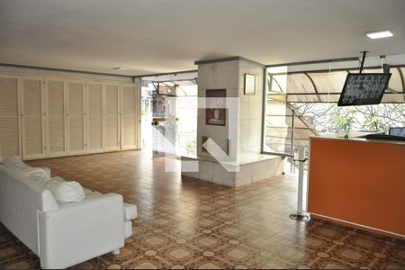 Apartamento para alugar com 73m², 2 quartos e 1 vagaÁrea comum