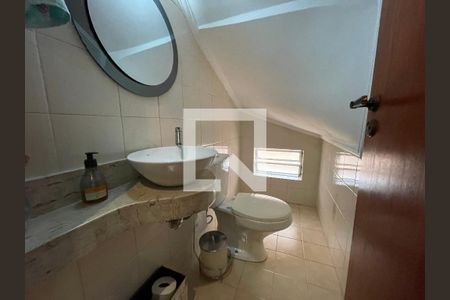 Casa à venda com 150m², 3 quartos e 2 vagas Casa à venda com 150m², 3 quartos e 2 vagasLavabo