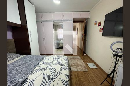 Casa à venda com 150m², 3 quartos e 2 vagas Casa à venda com 150m², 3 quartos e 2 vagasQuarto 3