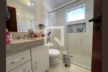 Casa à venda com 150m², 3 quartos e 2 vagas Casa à venda com 150m², 3 quartos e 2 vagasBanheiro Social