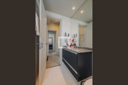 Apartamento à venda com 90m², 2 quartos e 1 vagaBanheiro da Suíte