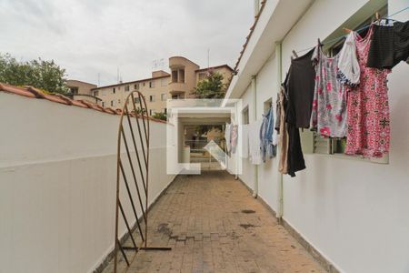 Casa à venda com 192m², 2 quartos e 4 vagasÁrea externa