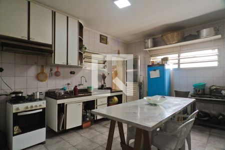 Casa à venda com 192m², 2 quartos e 4 vagasCozinha