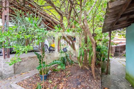 Casa à venda com 150m², 3 quartos e 3 vagas Casa à venda com 150m², 3 quartos e 3 vagasQuintal