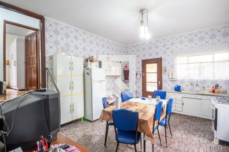 Casa à venda com 150m², 3 quartos e 3 vagas Casa à venda com 150m², 3 quartos e 3 vagasCozinha