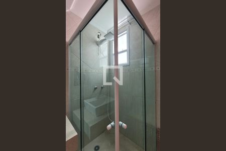 Casa à venda com 300m², 3 quartos e 5 vagasBanheiro da suíte 2