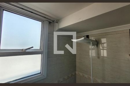 Casa à venda com 300m², 3 quartos e 5 vagasBanheiro da suíte 3