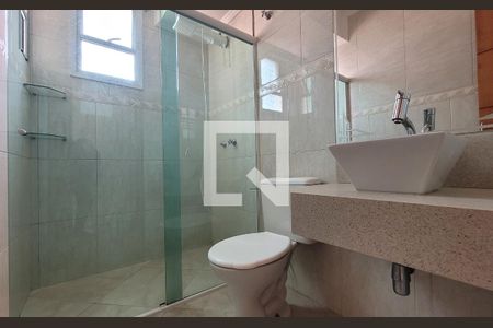 Casa à venda com 300m², 3 quartos e 5 vagasBanheiro da suíte 3