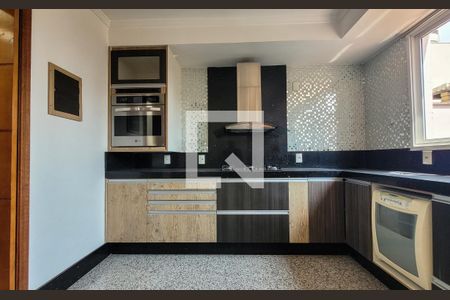 Casa à venda com 300m², 3 quartos e 5 vagasCozinha