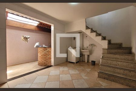 Casa à venda com 300m², 3 quartos e 5 vagasArea de serviço