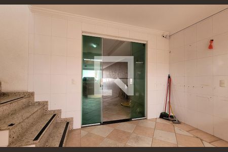 Casa à venda com 300m², 3 quartos e 5 vagasArea de serviço