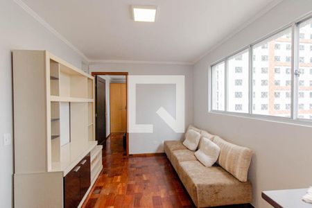 Sala de apartamento para alugar com 1 quarto, 33m² em Centro, Curitiba