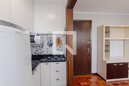 Cozinha e Área de Serviço de apartamento para alugar com 1 quarto, 33m² em Centro, Curitiba