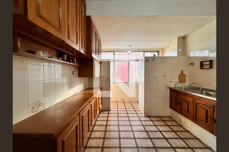 Apartamento para alugar com 87m², 2 quartos e 1 vagaCozinha