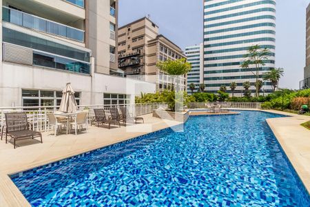 Apartamento para alugar com 68m², 2 quartos e 2 vagasÁrea comum - Piscina