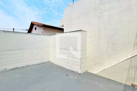 Casa para alugar com 125m², 2 quartos e 1 vagaTerraço