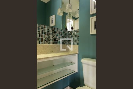 Apartamento para alugar com 156m², 3 quartos e 3 vagasLavabo