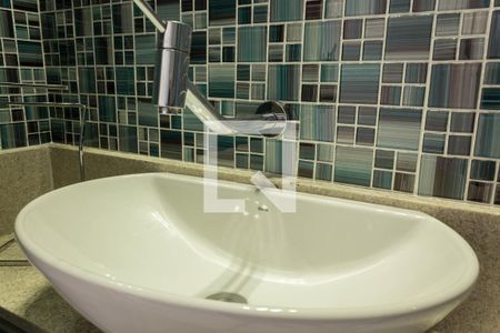 Apartamento para alugar com 156m², 3 quartos e 3 vagasLavabo