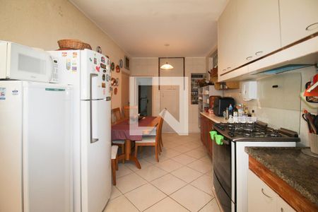 Casa à venda com 360m², 3 quartos e 3 vagasCozinha