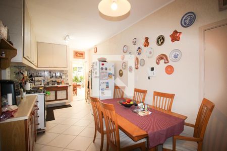 Casa à venda com 360m², 3 quartos e 3 vagasCozinha