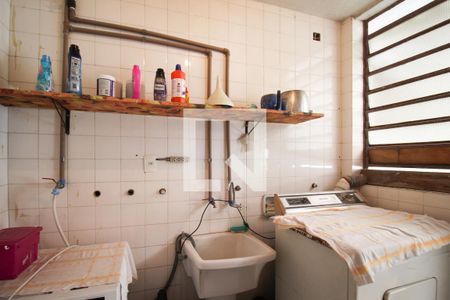 Casa à venda com 360m², 3 quartos e 3 vagasÁrea de Serviço