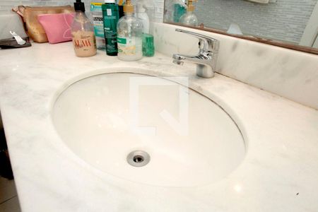 Apartamento à venda com 137m², 3 quartos e 2 vagasBanheiro Quarto 1 Suíte