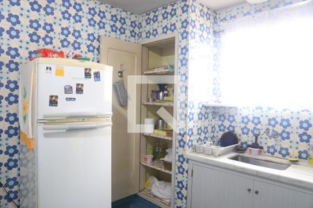 Casa à venda com 180m², 3 quartos e 2 vagasCozinha